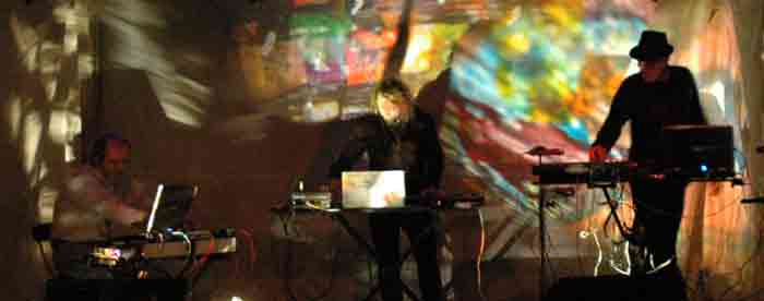 dreamSTATE at THE AMBiENT PiNG - photo by Eric Hopper